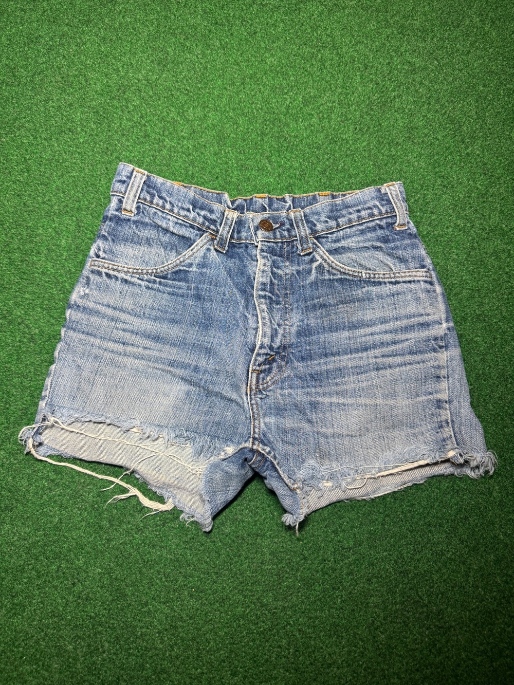 Levis 70s Vintage Denim Shorts Cut Off 28 Distressed 3” Orange Tab Grunge